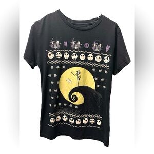 Nightmare before Christmas t-shirt in size small